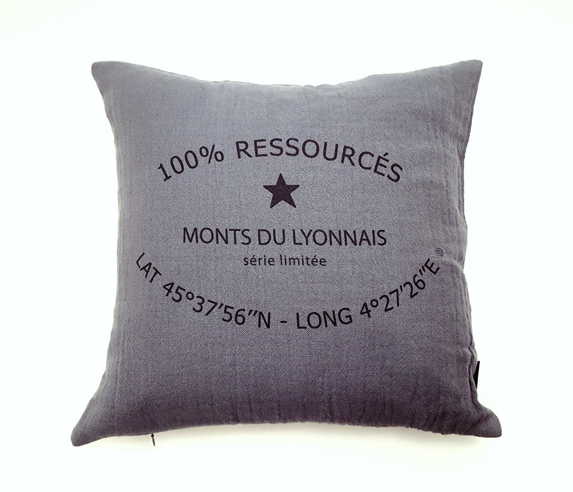 coussin avec garniture - 45x45 cm - double coton - gris galet - personnalisé - Monts du Lyonnais - Sophie Janière